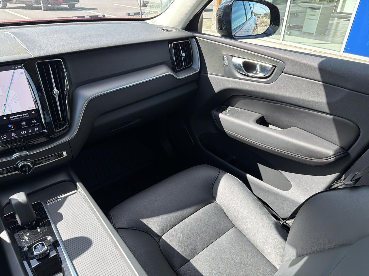 2025 Volvo XC60 B5 Core Bend OR