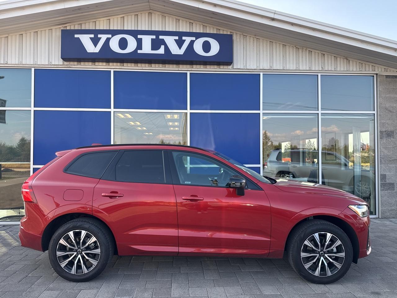 2025 Volvo XC60 B5 Core Bend OR