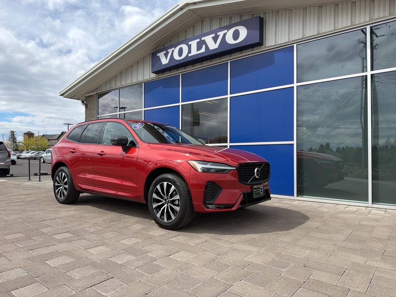 2025 Volvo XC60 B5 Core