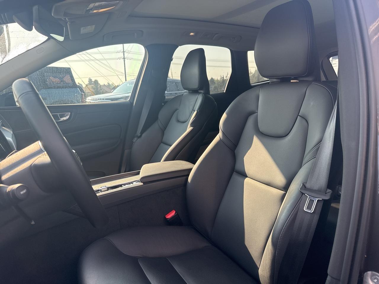 2025 Volvo XC60 B5 Core Bend OR