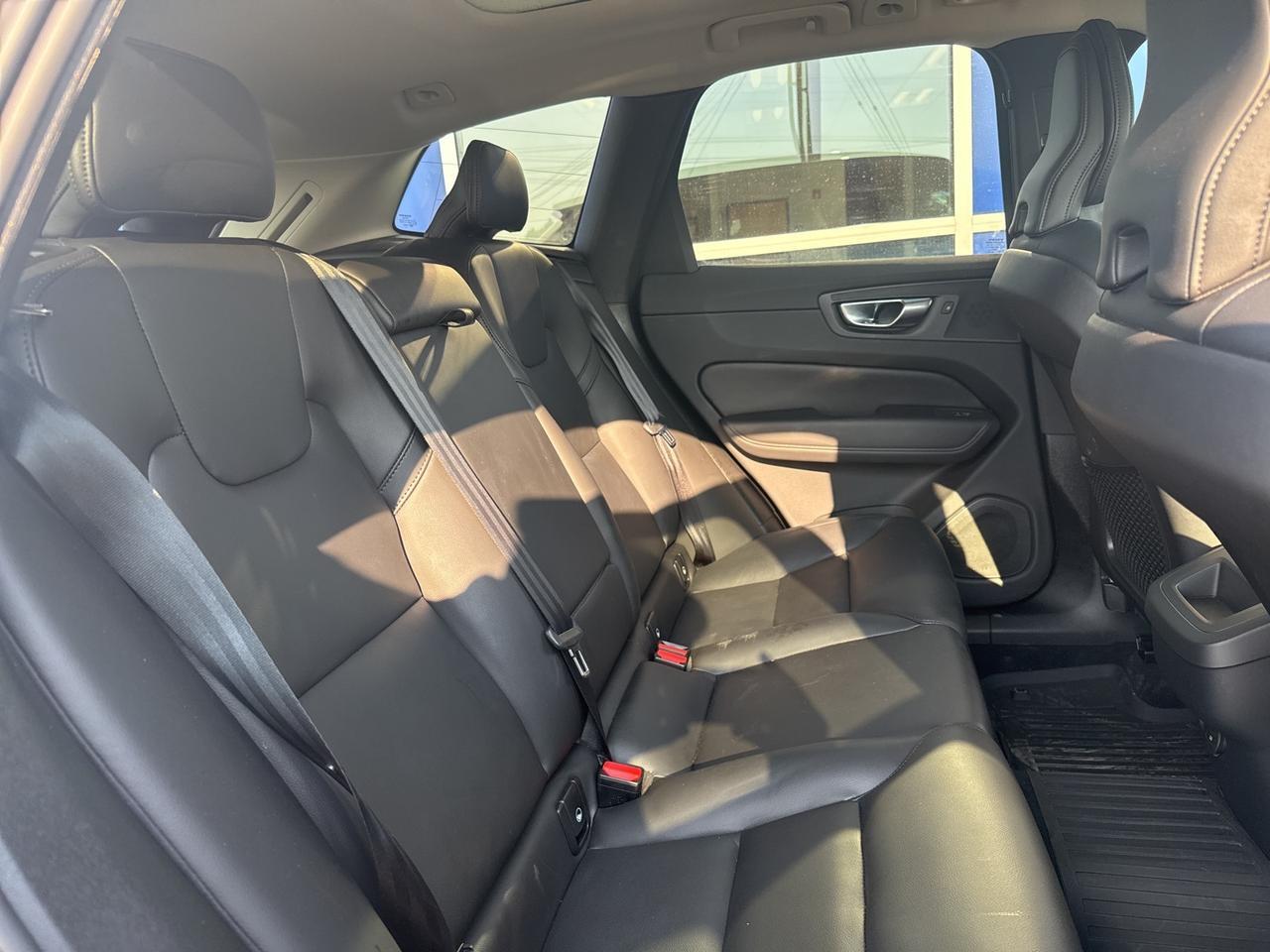 2025 Volvo XC60 B5 Core Bend OR