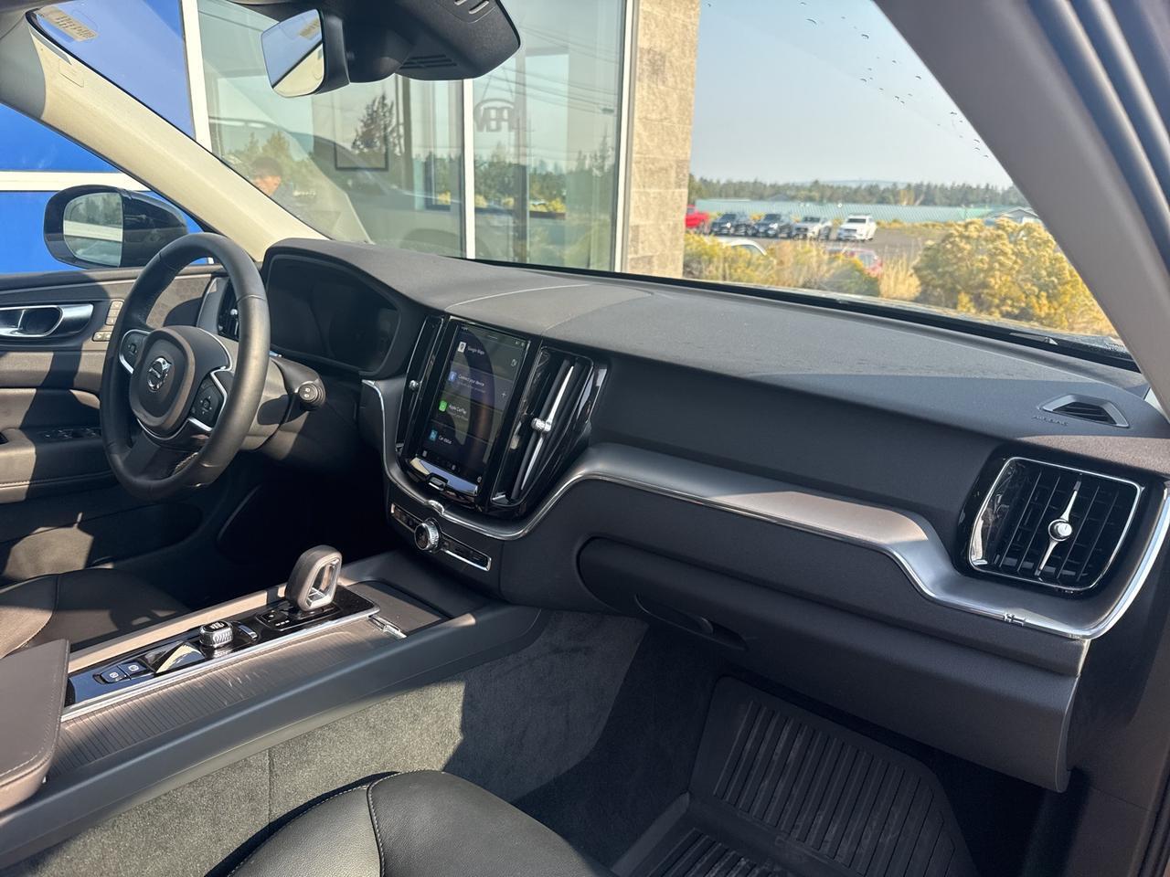 2025 Volvo XC60 B5 Core Bend OR