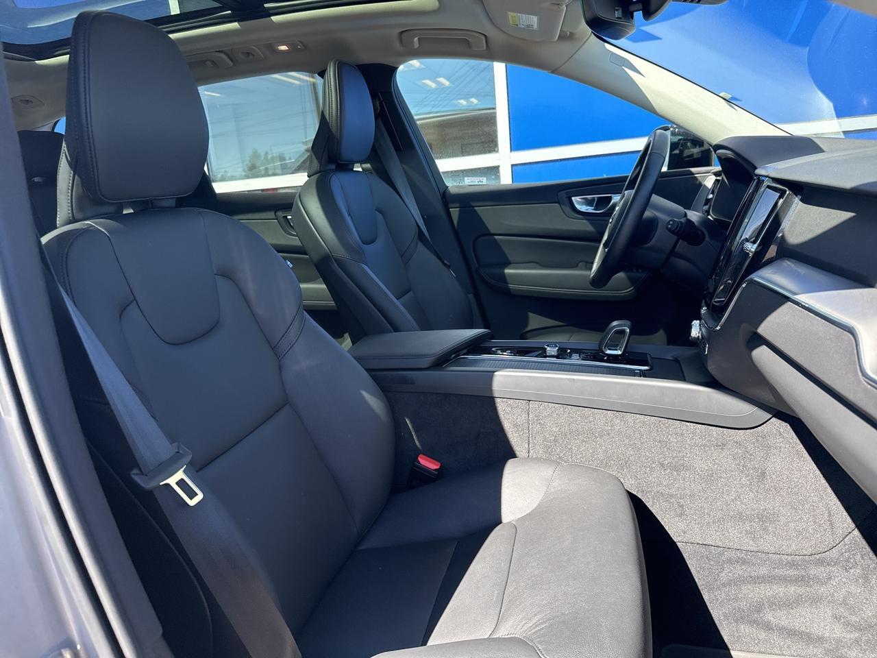 2025 Volvo XC60 B5 Core Bend OR