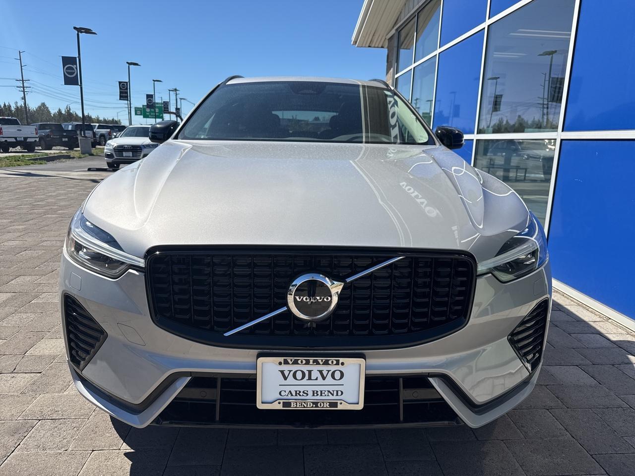 2025 Volvo XC60 B5 Core Bend OR