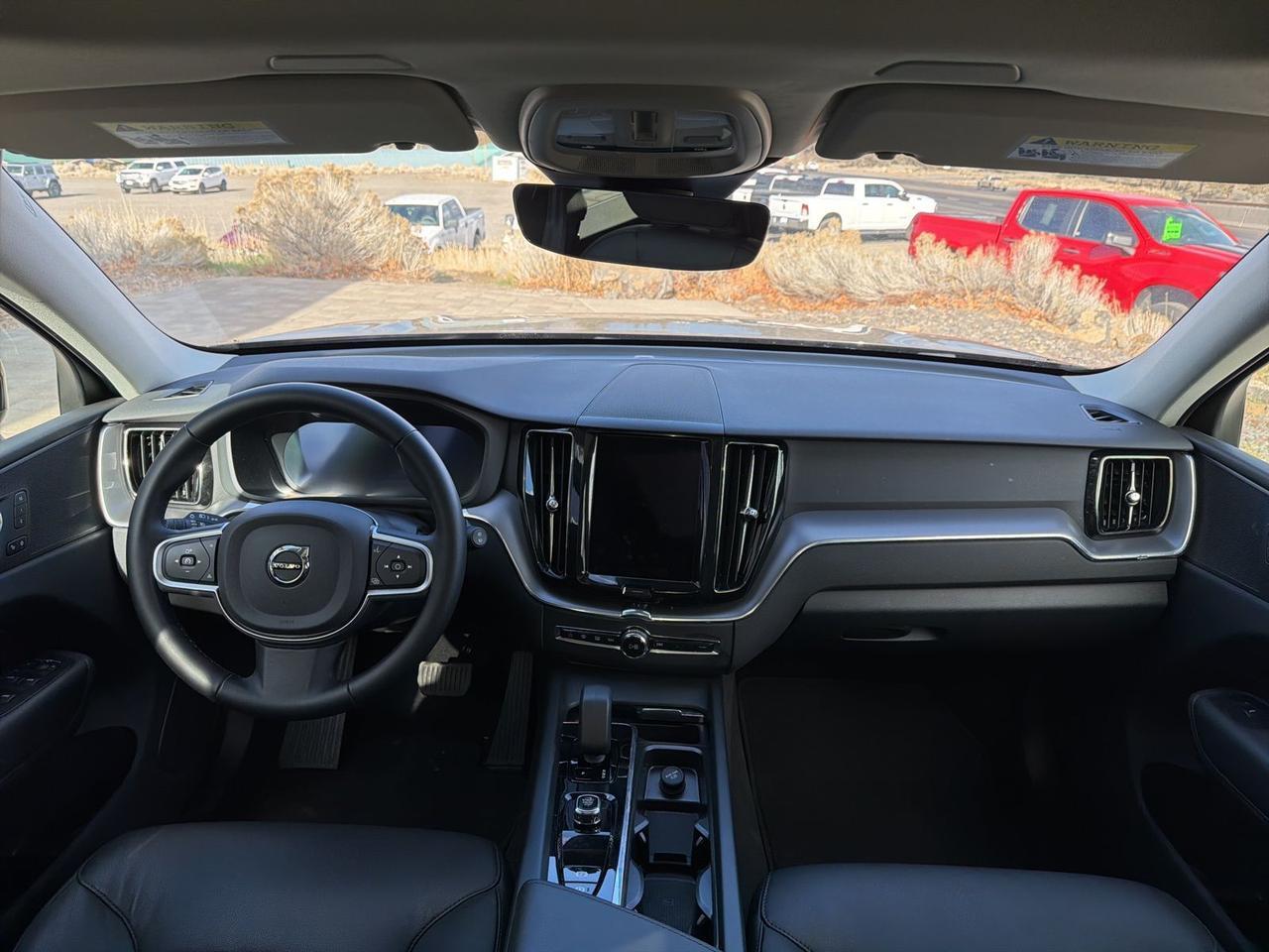 2025 Volvo XC60 B5 Core Bend OR