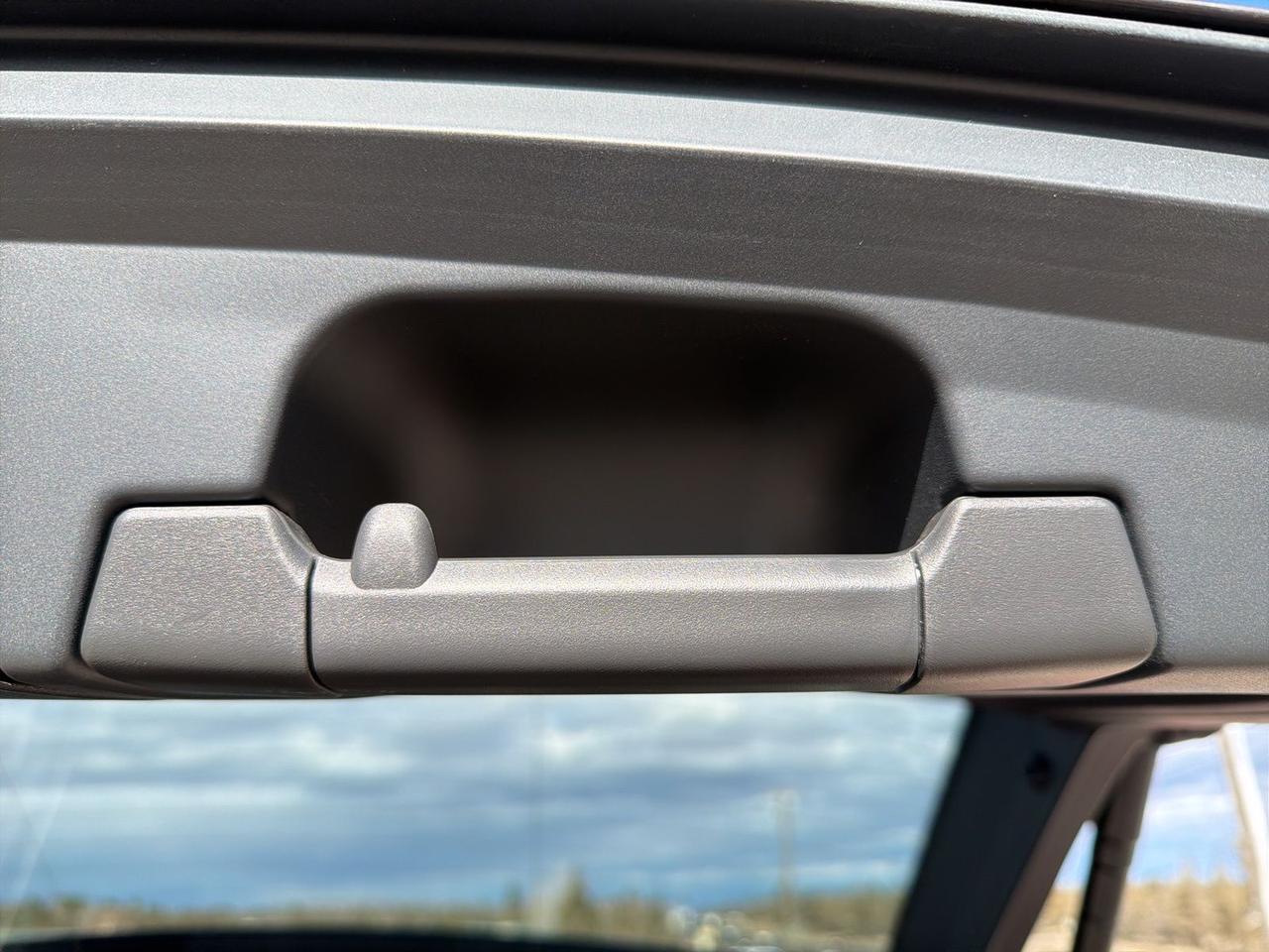 2025 Volvo XC60 B5 Core Bend OR