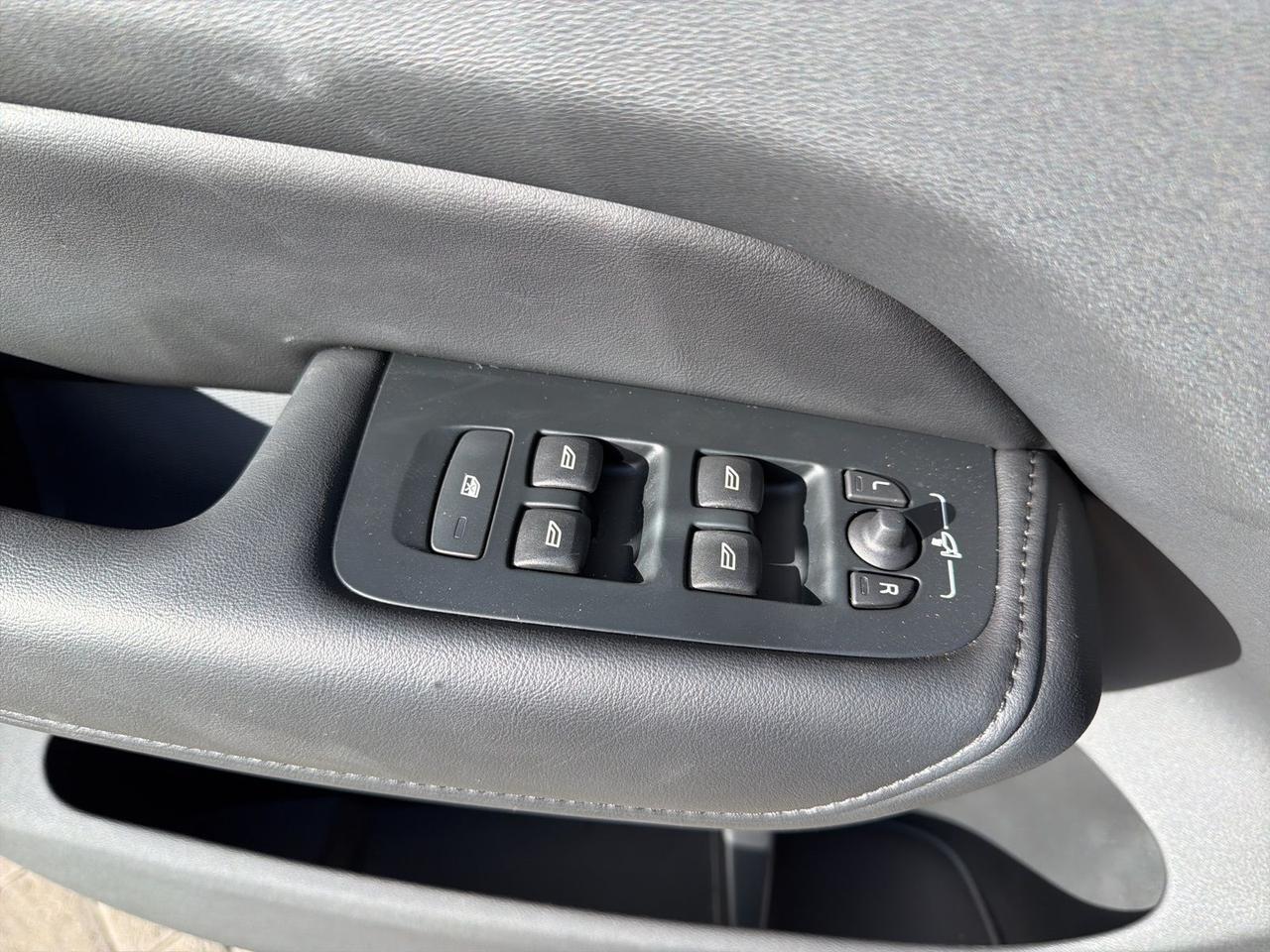 2025 Volvo XC60 B5 Core Bend OR