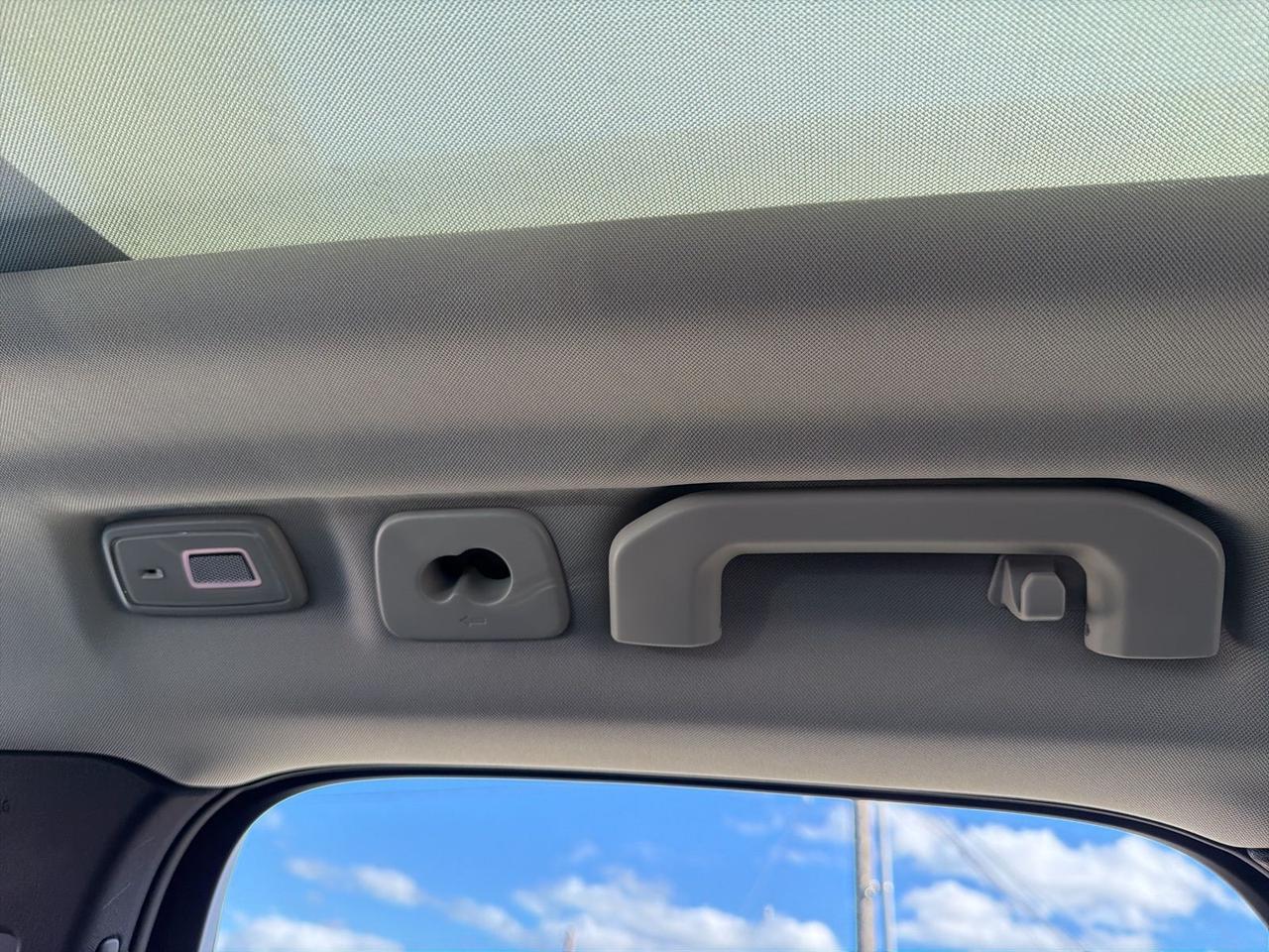 2025 Volvo XC60 B5 Core Bend OR