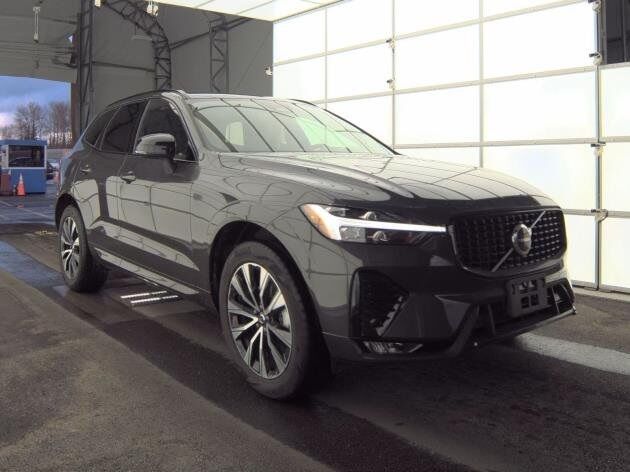 2025 Volvo XC60 B5 Core