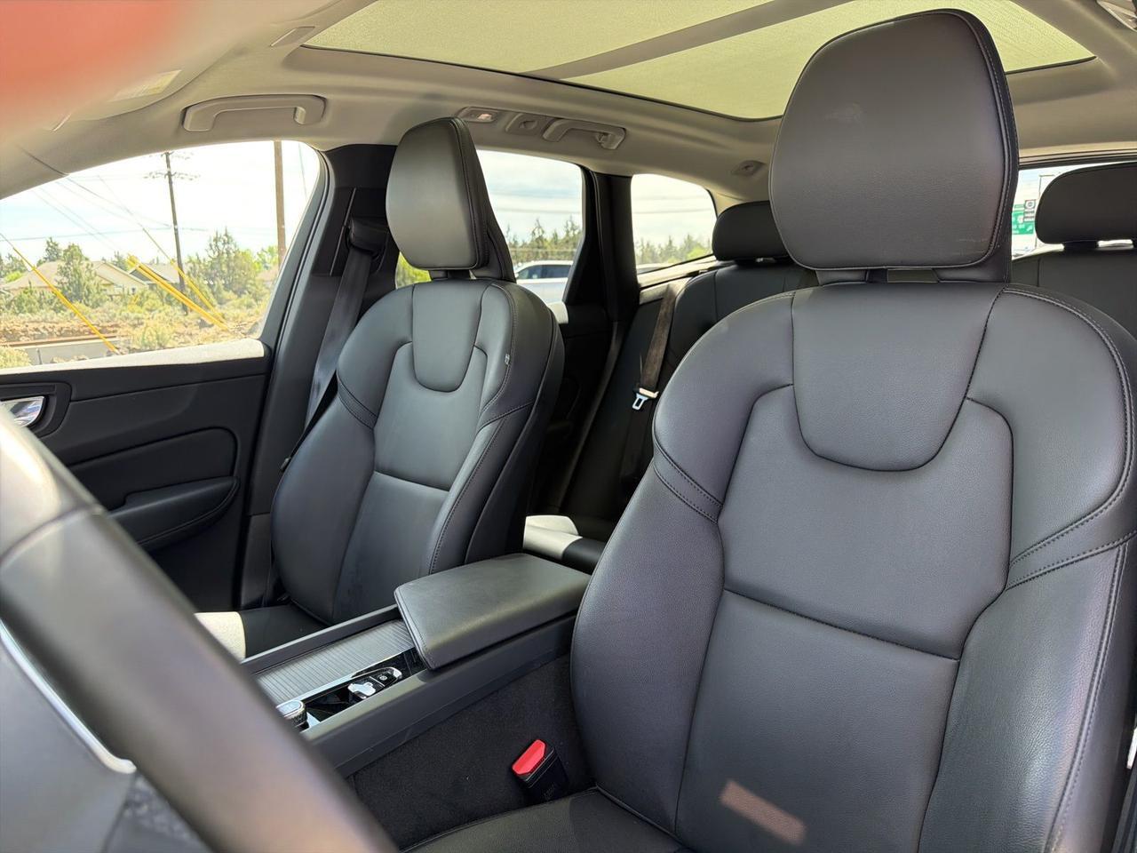 2025 Volvo XC60 B5 Core Bend OR