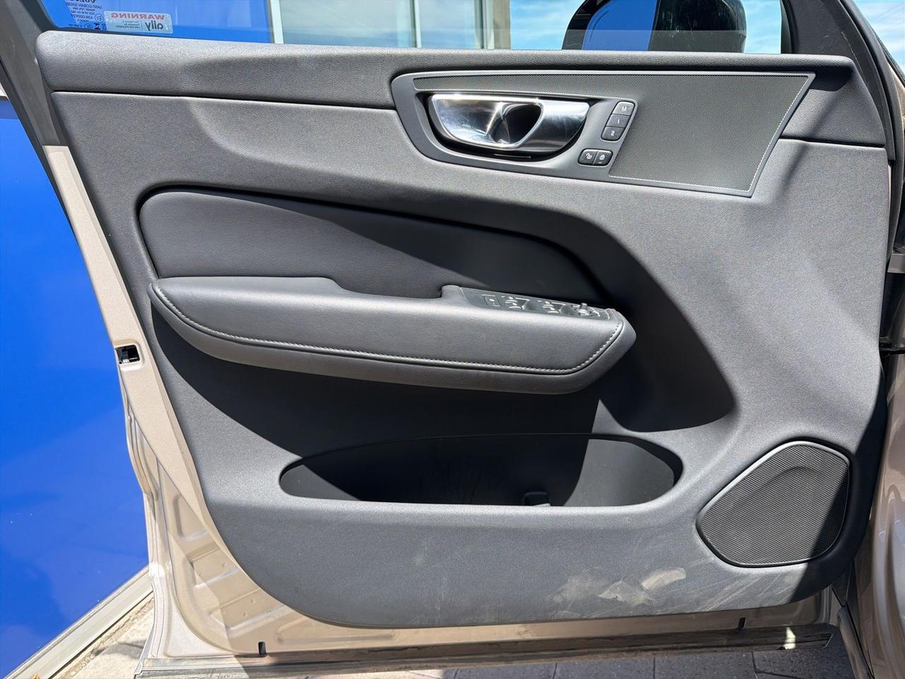 2025 Volvo XC60 B5 Core Bend OR