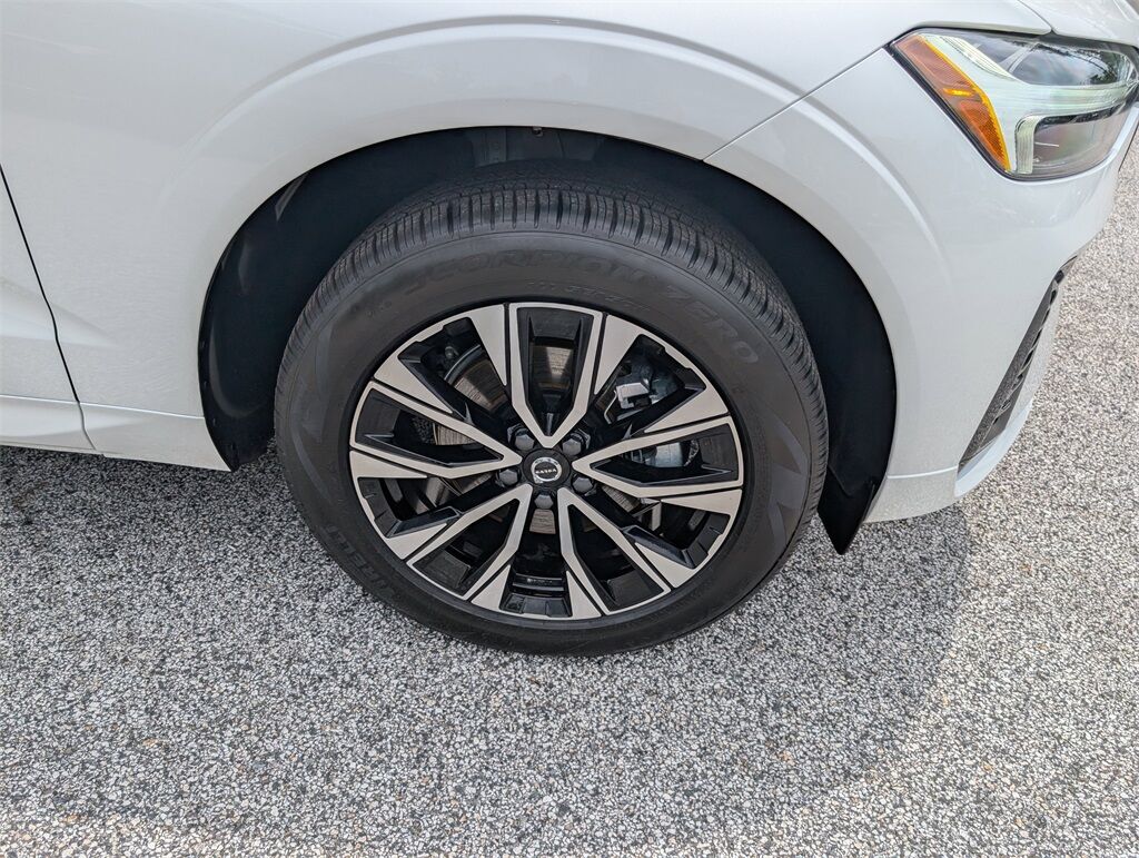 2025 Volvo XC60 B5 Core Hunt Valley MD