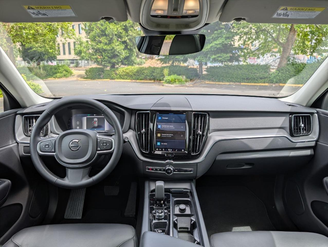 2025 Volvo XC60 B5 Hybrid AWD CORE | High Performance Audio, 19", Climate Pk * Portland OR