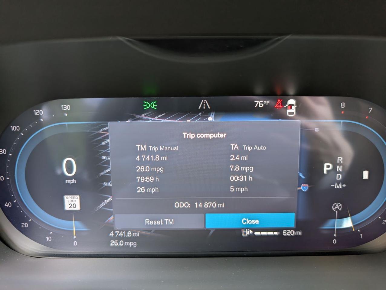 2025 Volvo XC60 B5 Hybrid AWD CORE | High Performance Audio, Climate Pk, 19" Wheels * Portland OR