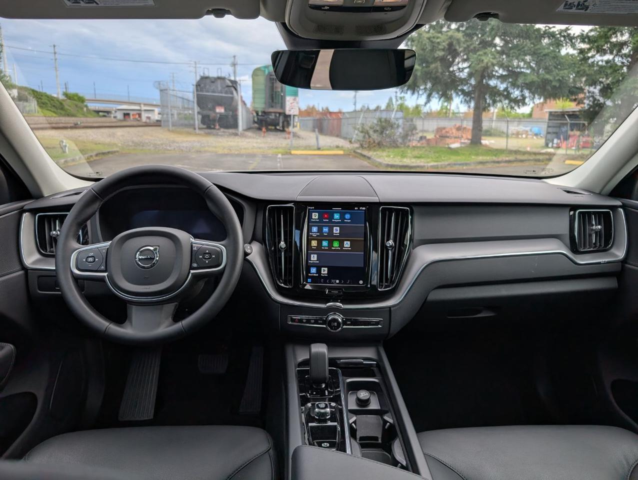 2025 Volvo XC60 B5 Hybrid AWD CORE | High Performance Audio, Panoramic Roof, 19" Wheels, 4 Heated Seats & Wheel Portland OR