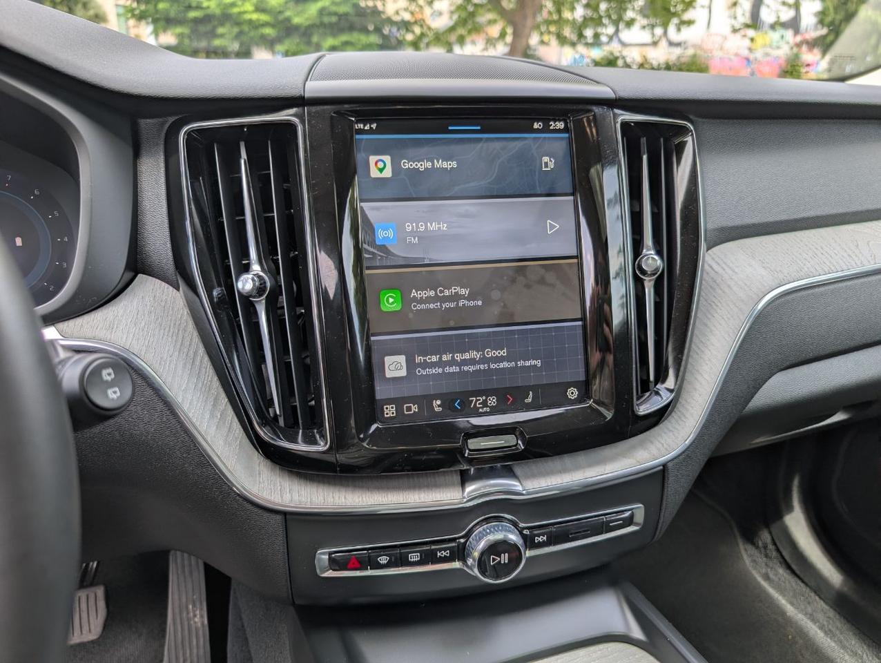2025 Volvo XC60 B5 Hybrid AWD PLUS | High Performance Audio, Pilot Assist, 360 Cam, 4 Heated Seats & Wheel Portland OR
