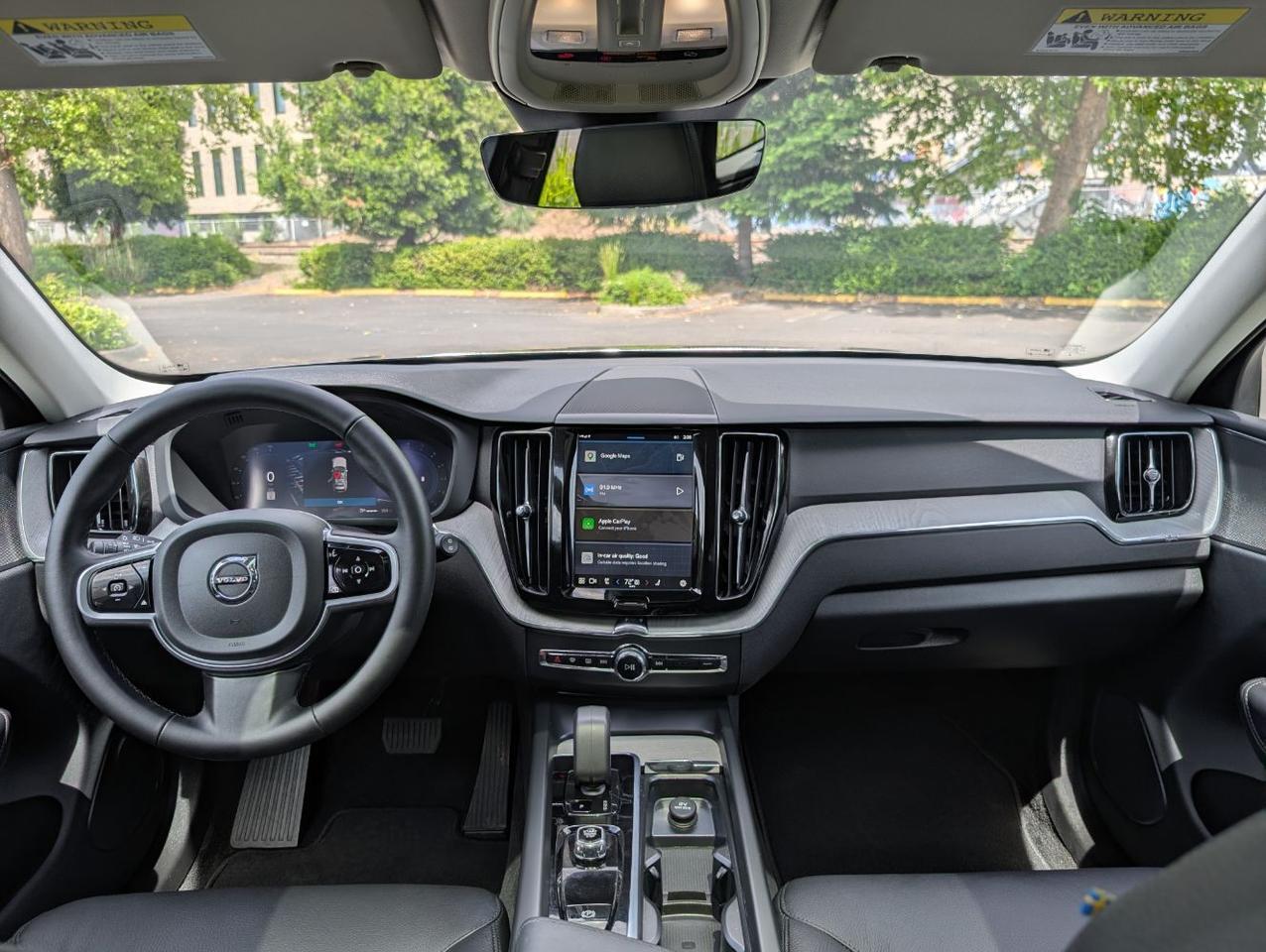 2025 Volvo XC60 B5 Hybrid AWD PLUS | High Performance Audio, Pilot Assist, 360 Cam, 4 Heated Seats & Wheel Portland OR
