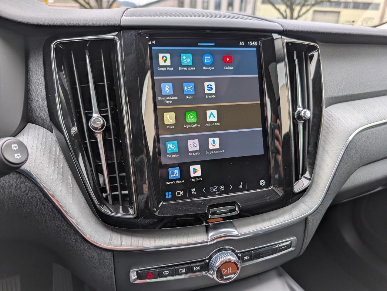 2025 Volvo XC60 B5 Hybrid AWD PLUS | High Performance Audio, Pilot Assist, 360° Cam, 4 Heated Seats & Htd Wheel Portland OR