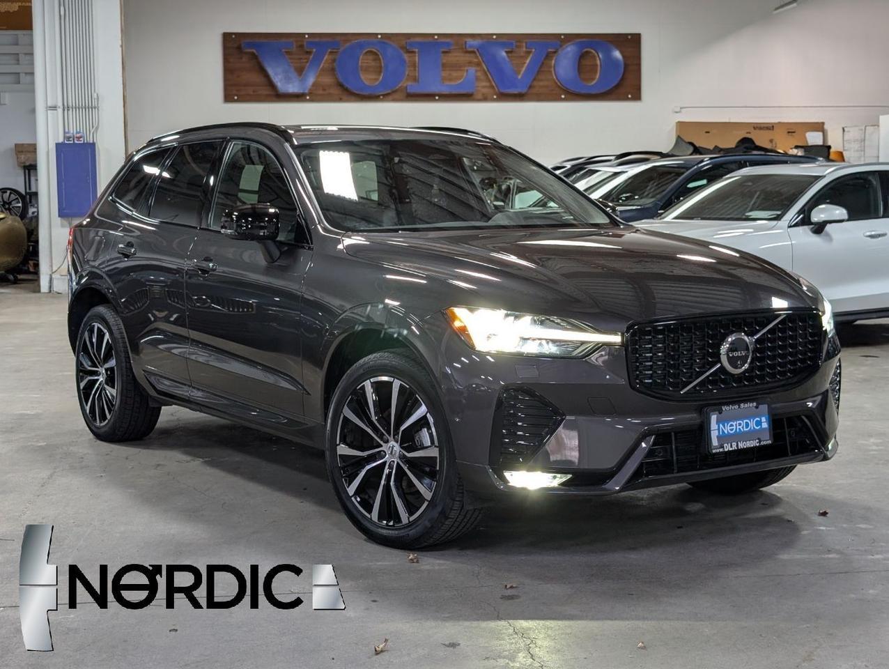 2025 Volvo XC60 B5 Hybrid AWD PLUS | High Performance Audio, Pilot Assist, 360° Cam, 4 Heated Seats & Wheel