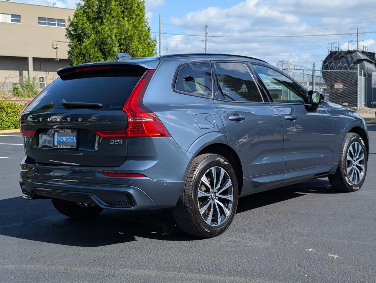 2025 Volvo XC60 B5 Hybrid AWD PLUS | High Performance Audio, Pilot Assist, Climate Pkg * Portland OR