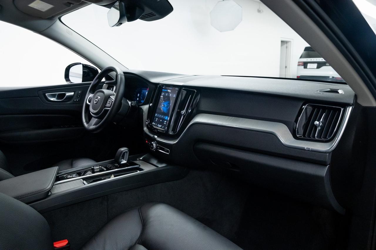 2025 Volvo XC60 B5 Plus 1 Owner Heated Seats Portland OR