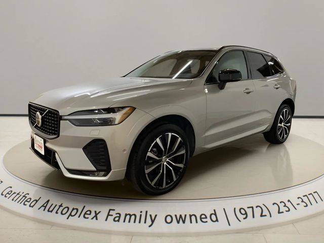 2025 Volvo XC60 B5 Plus Dark AWD's photo