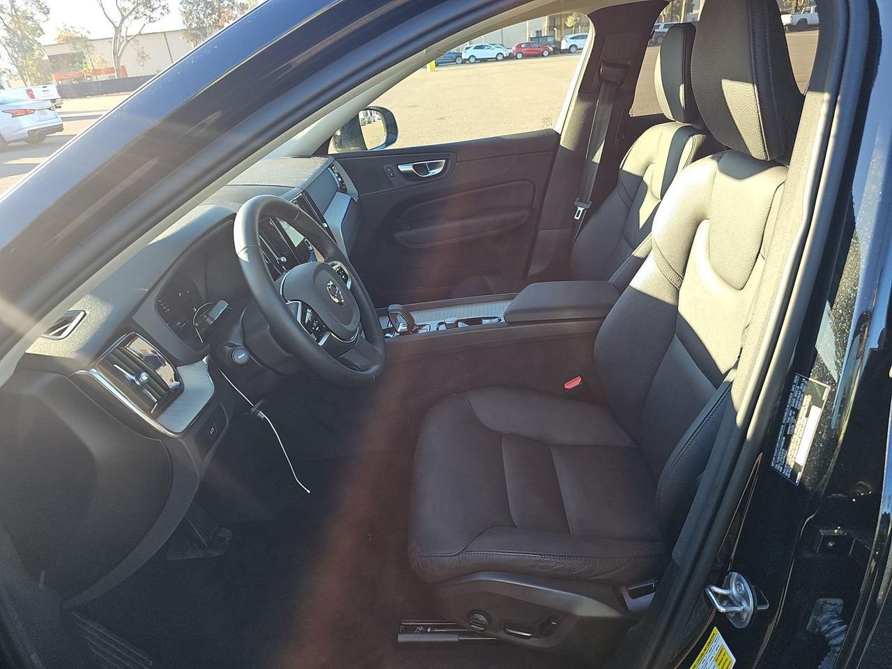 2025 Volvo XC60 B5 Plus Pilot Assist Surround View Camera Portland OR