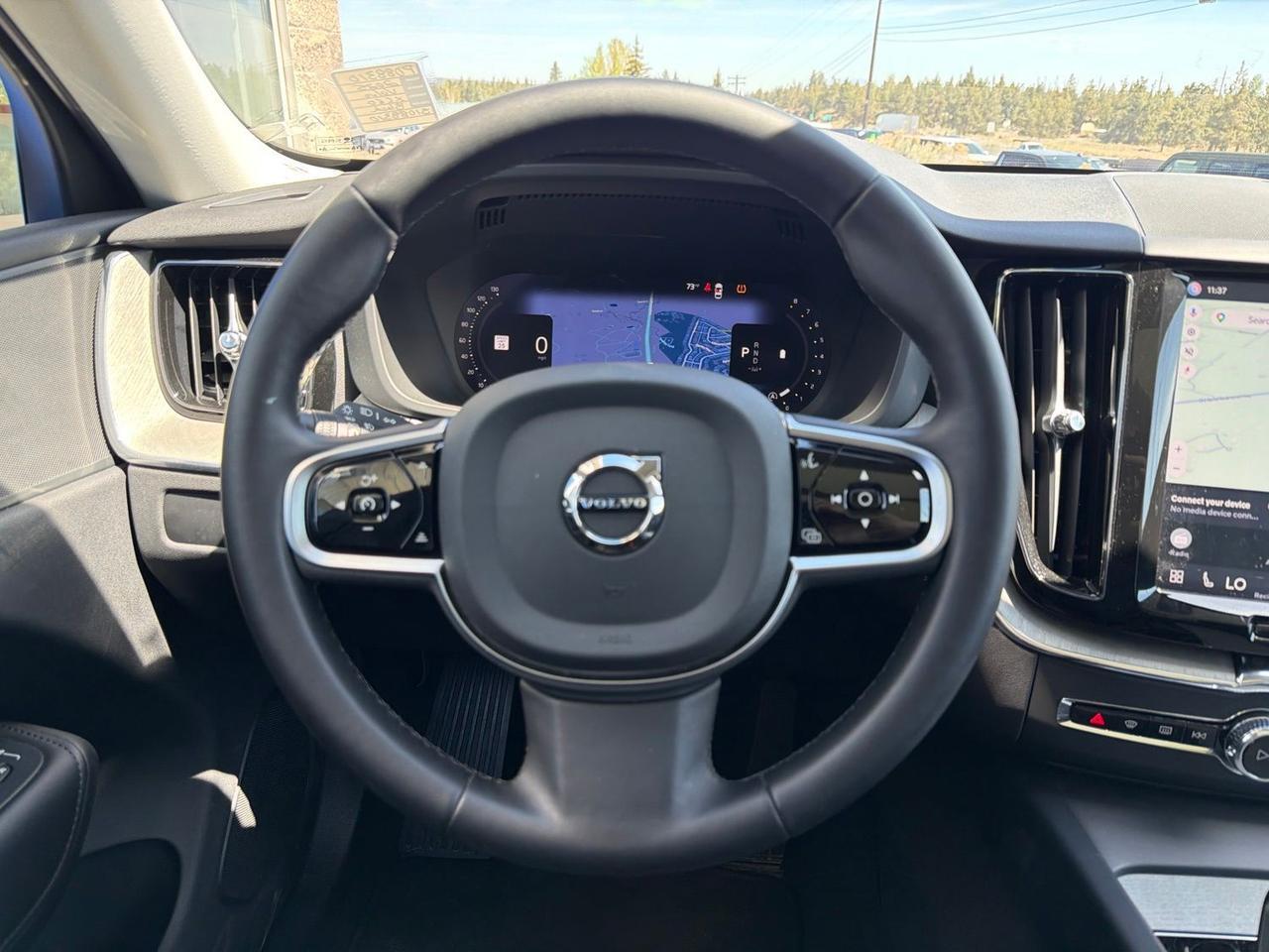 2025 Volvo XC60 B5 Plus Bend OR
