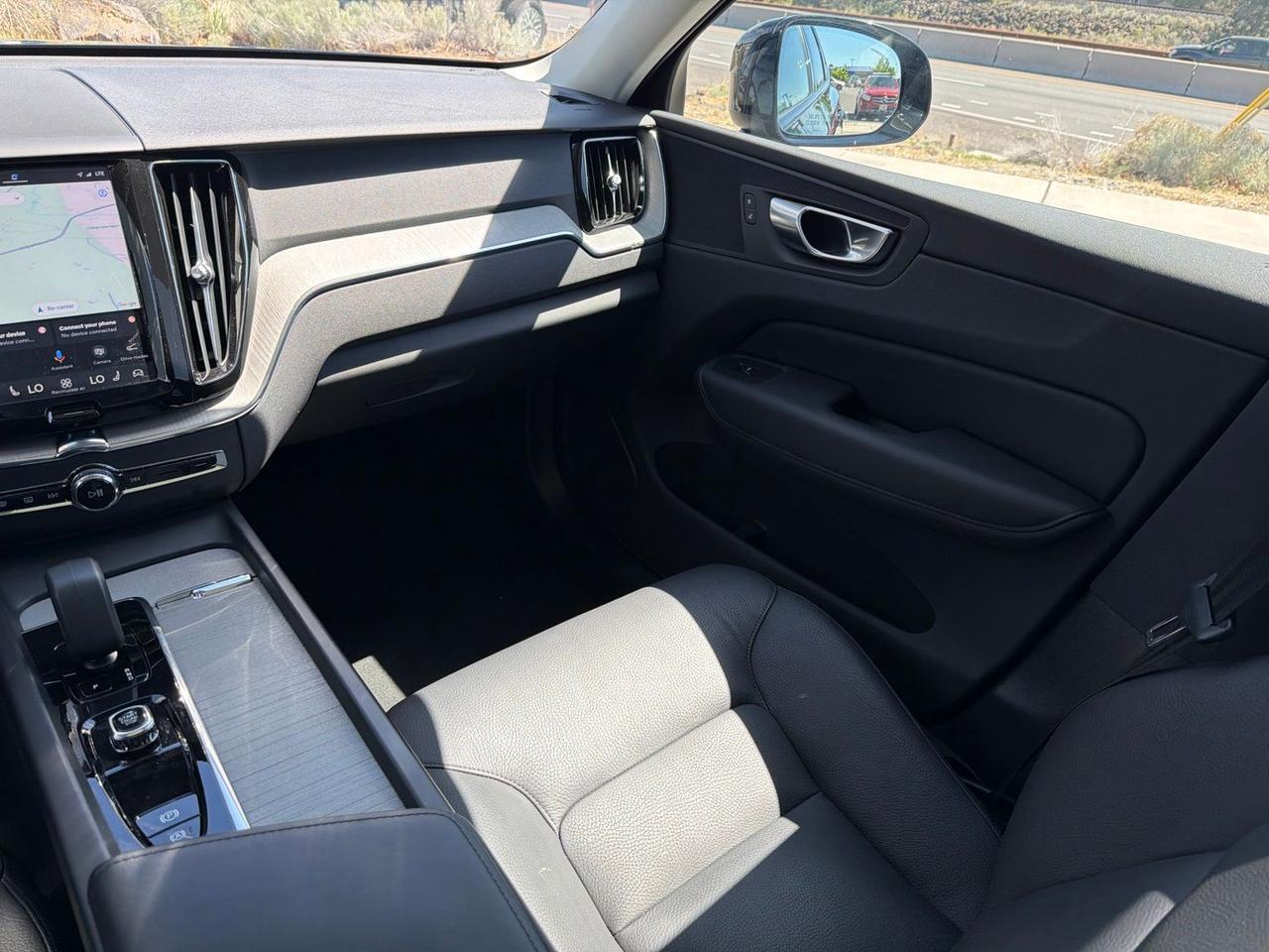 2025 Volvo XC60 B5 Plus Bend OR