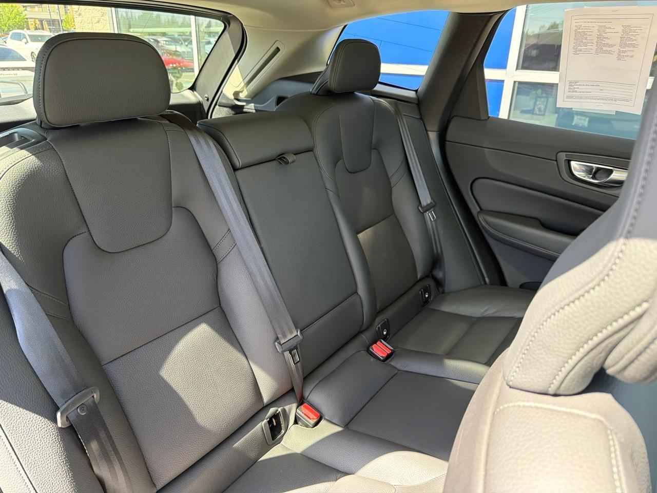 2025 Volvo XC60 B5 Plus Bend OR