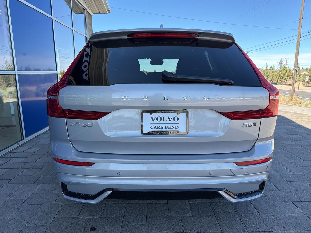 2025 Volvo XC60 B5 Plus Bend OR