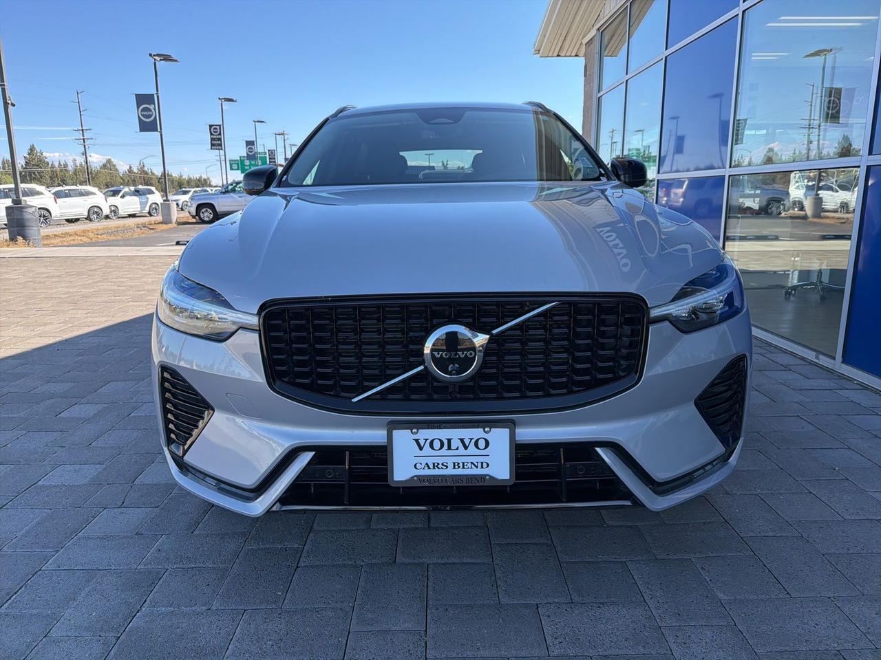 2025 Volvo XC60 B5 Plus Bend OR