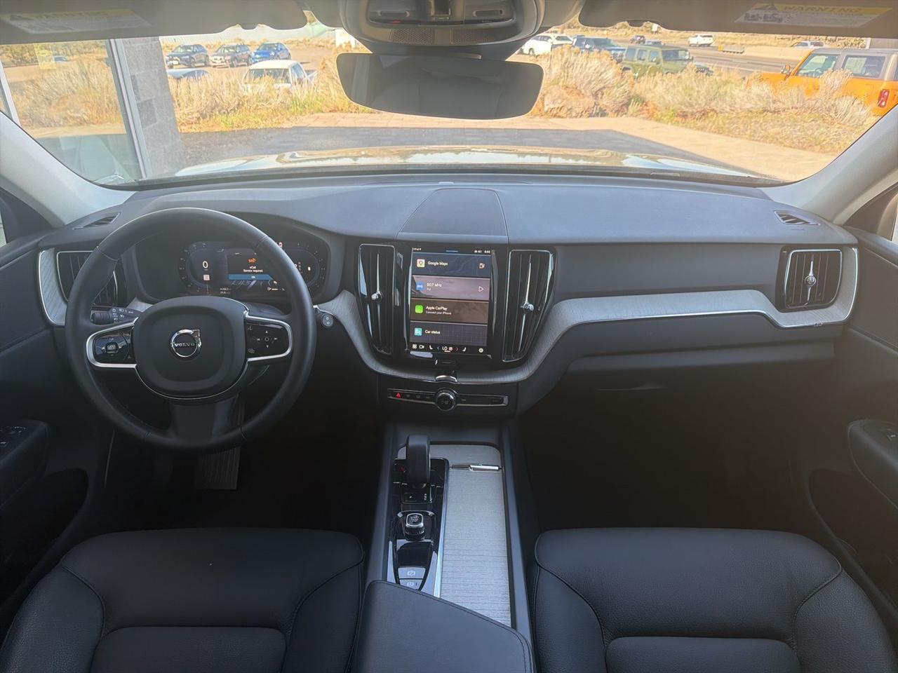 2025 Volvo XC60 B5 Plus Bend OR