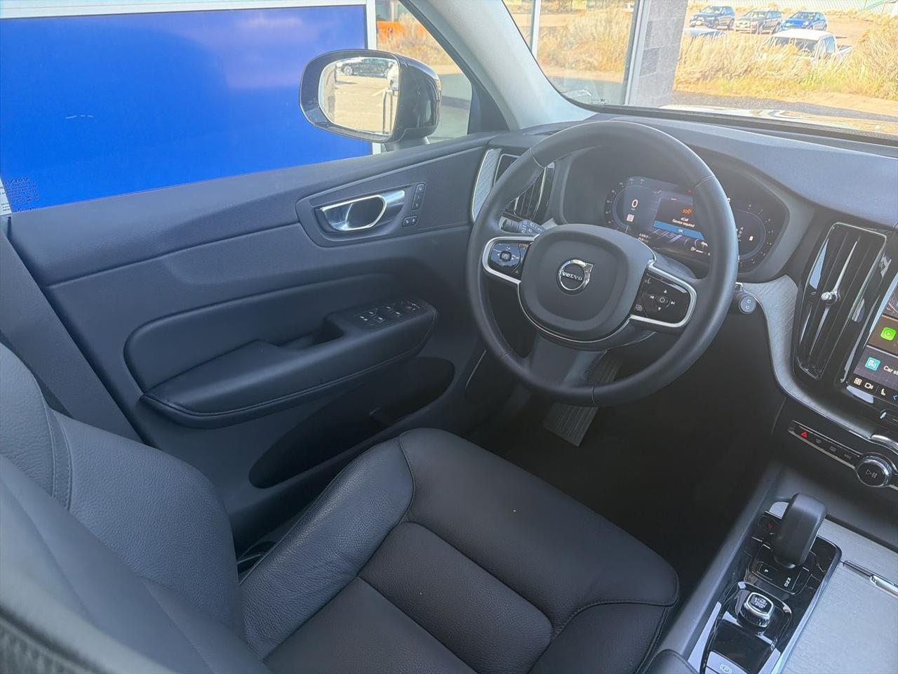 2025 Volvo XC60 B5 Plus Bend OR