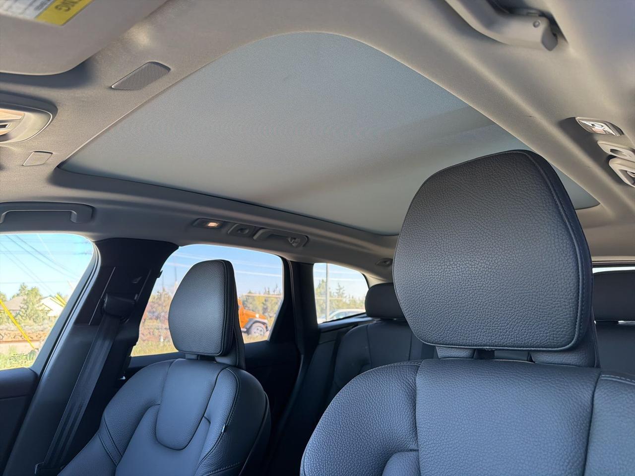 2025 Volvo XC60 B5 Plus Bend OR