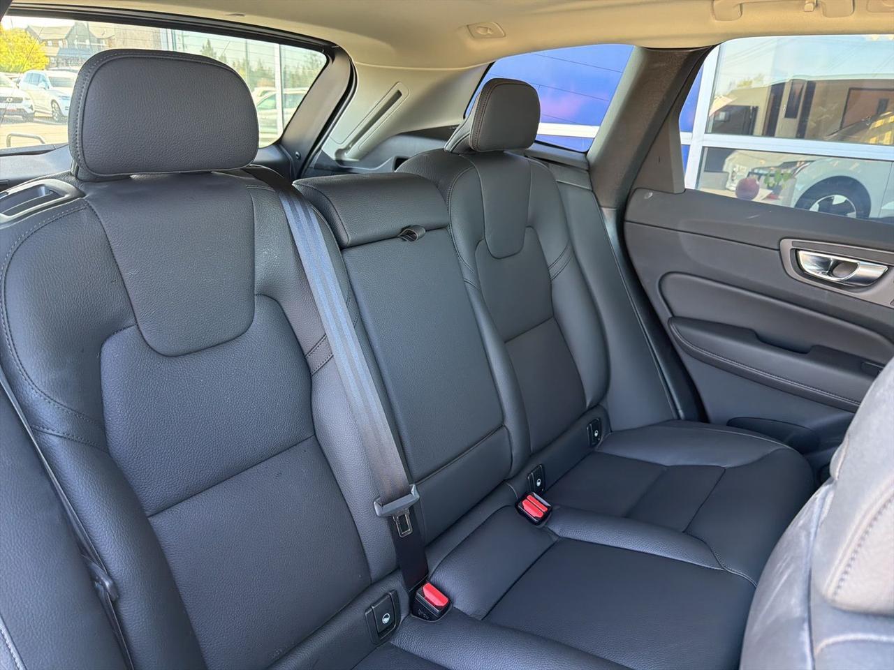 2025 Volvo XC60 B5 Plus Bend OR