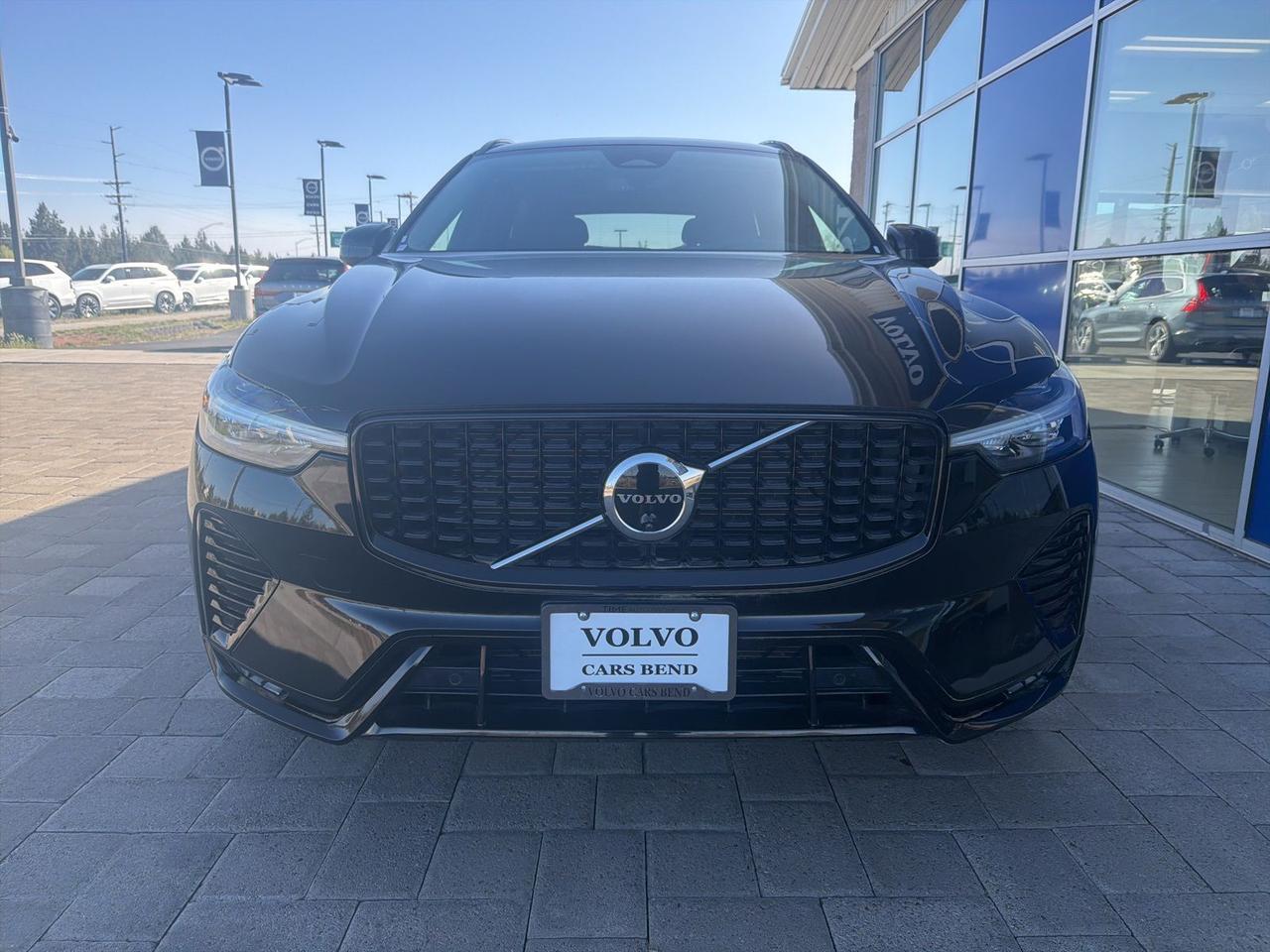 2025 Volvo XC60 B5 Plus Bend OR
