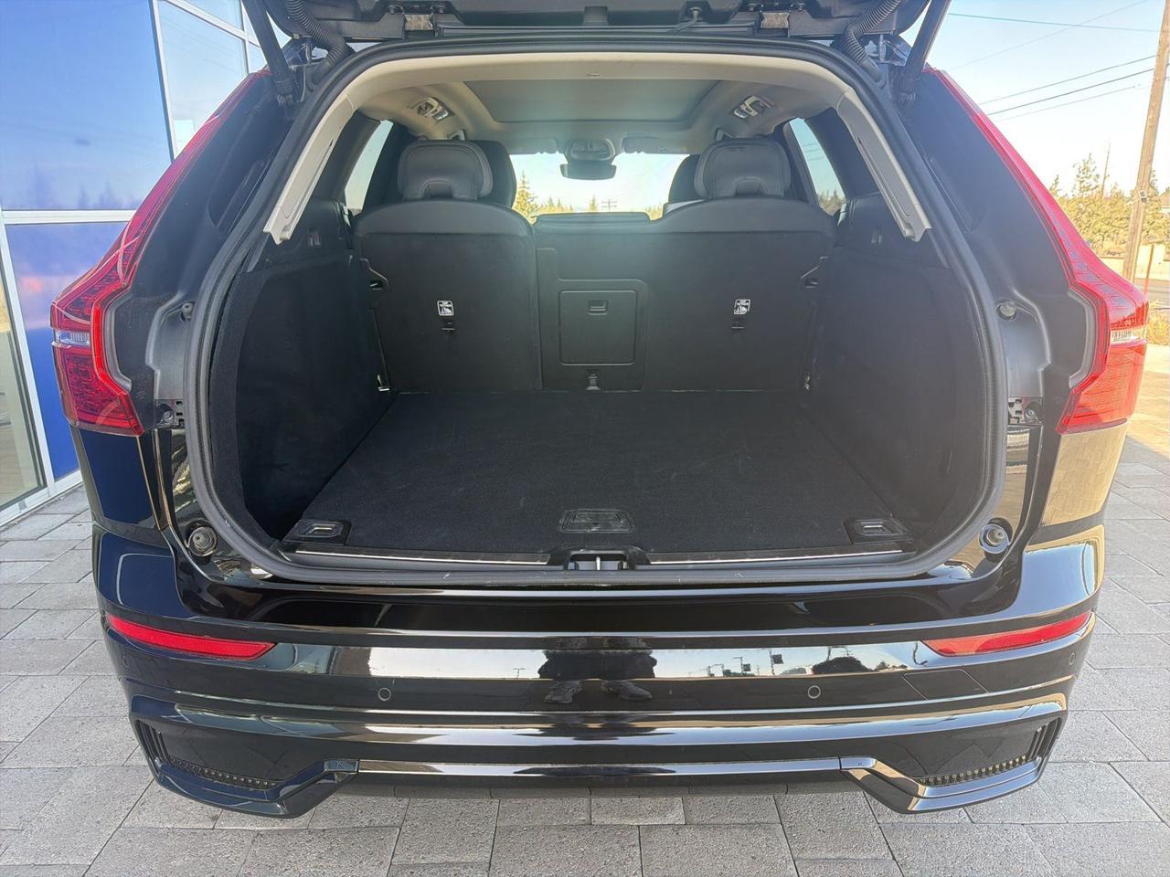 2025 Volvo XC60 B5 Plus Bend OR