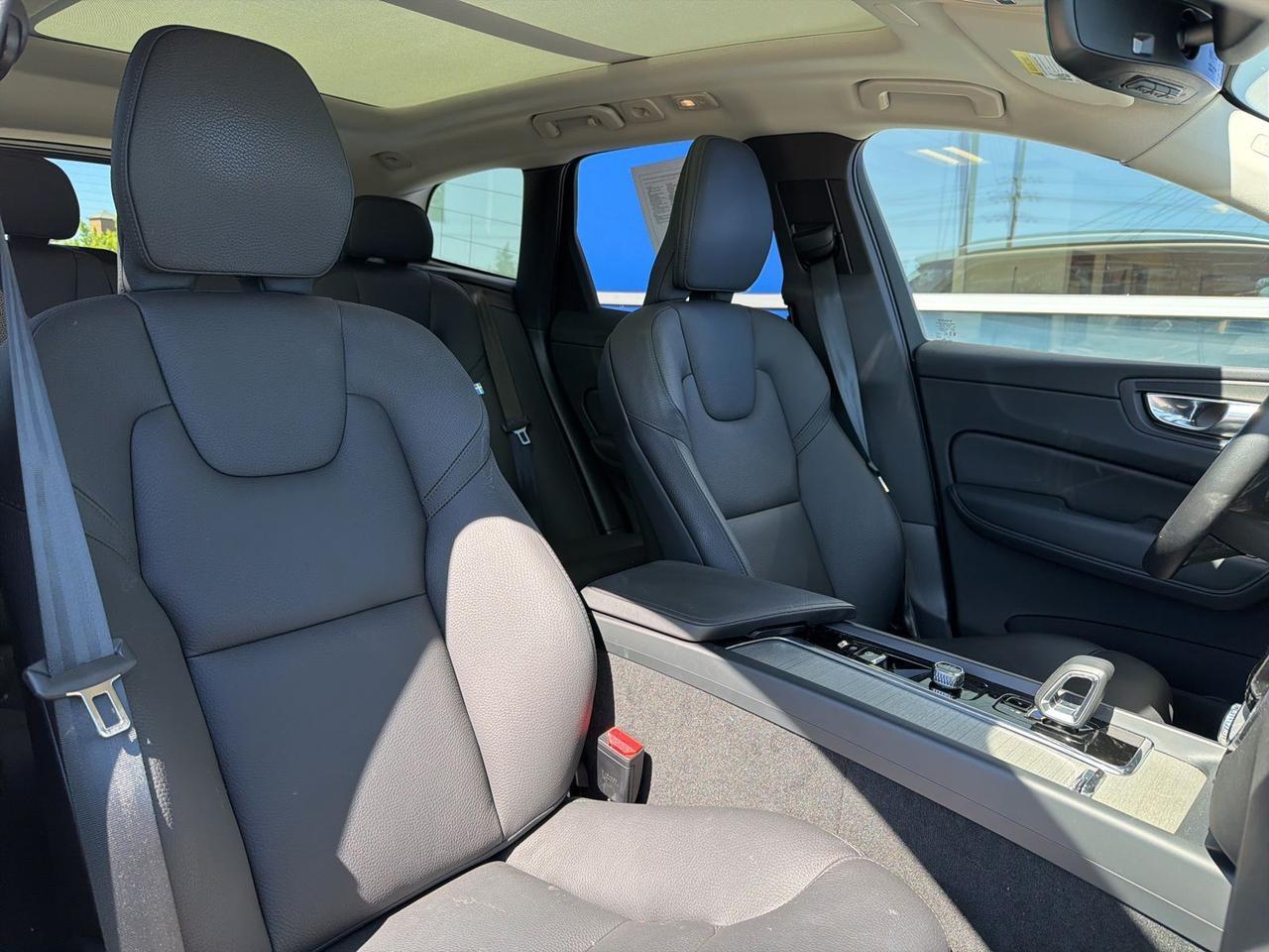 2025 Volvo XC60 B5 Plus Bend OR