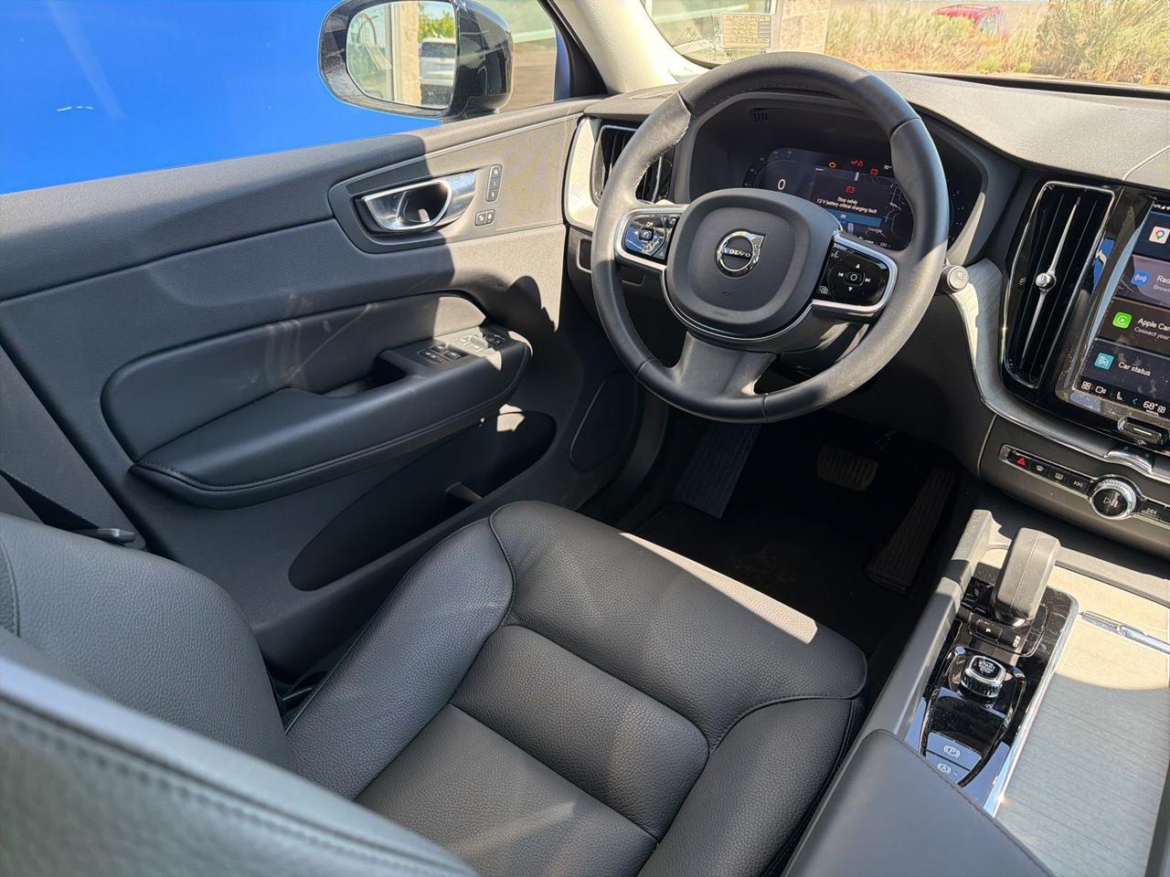 2025 Volvo XC60 B5 Plus Bend OR