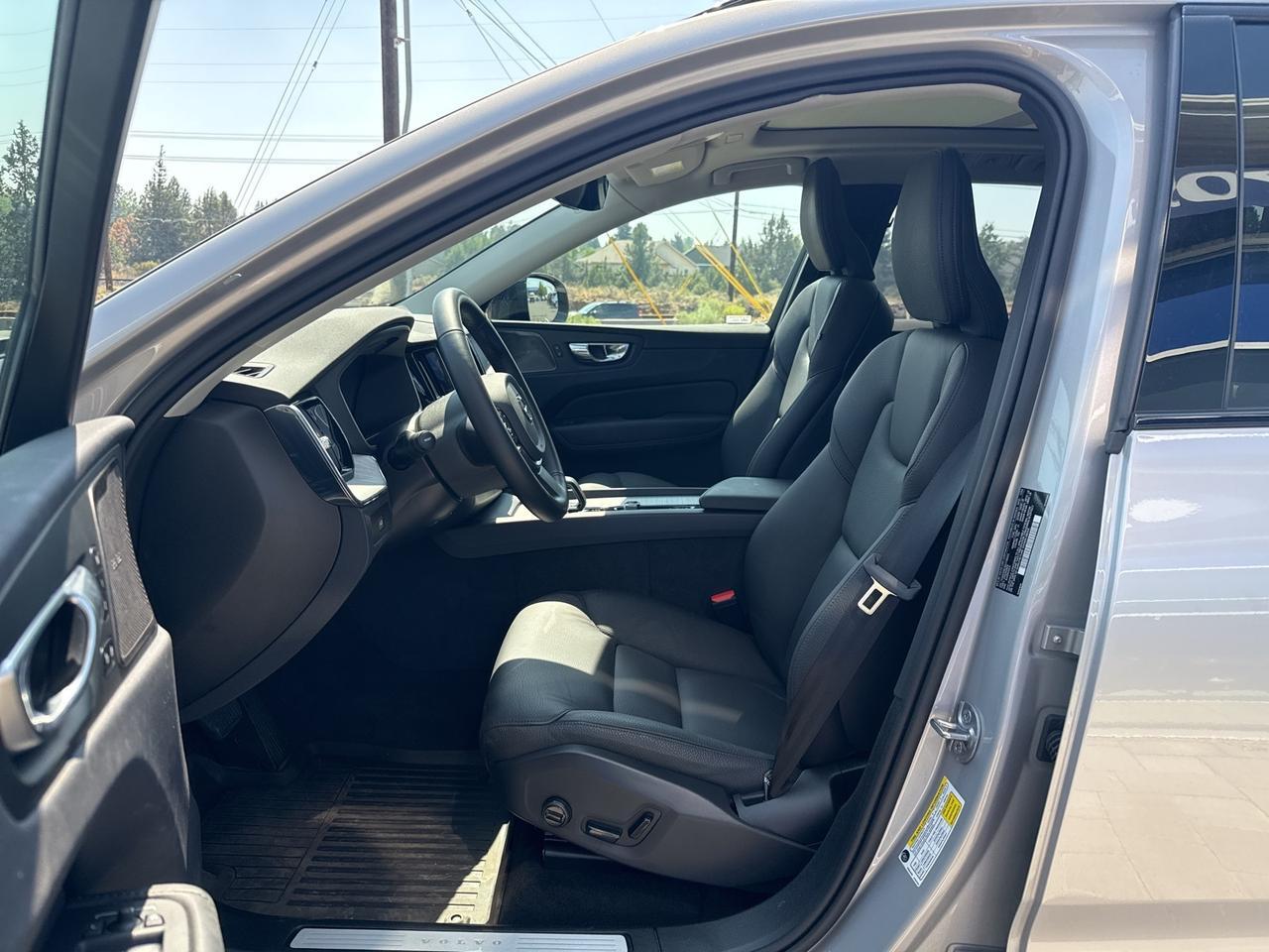2025 Volvo XC60 B5 Plus Bend OR