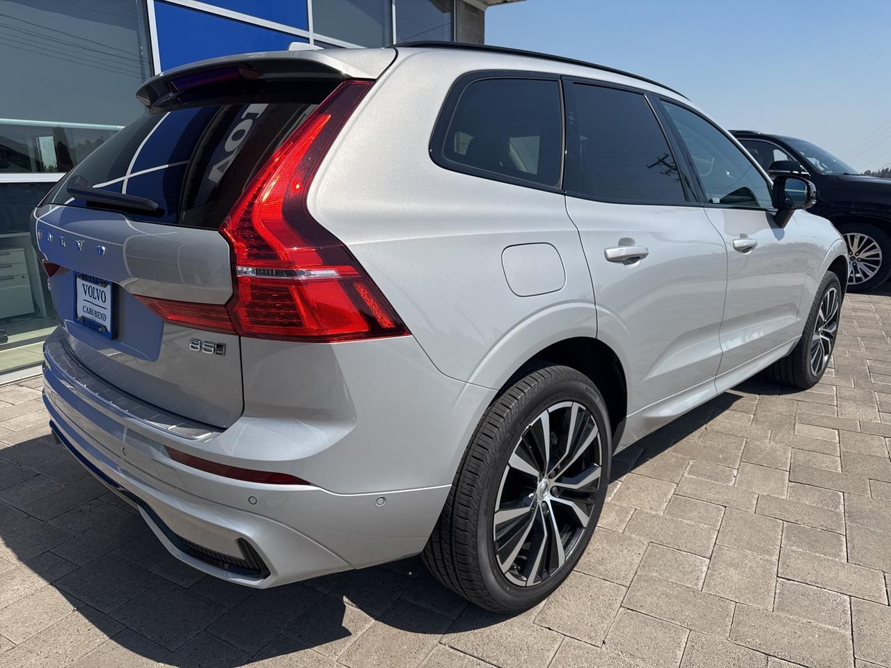 2025 Volvo XC60 B5 Plus Bend OR