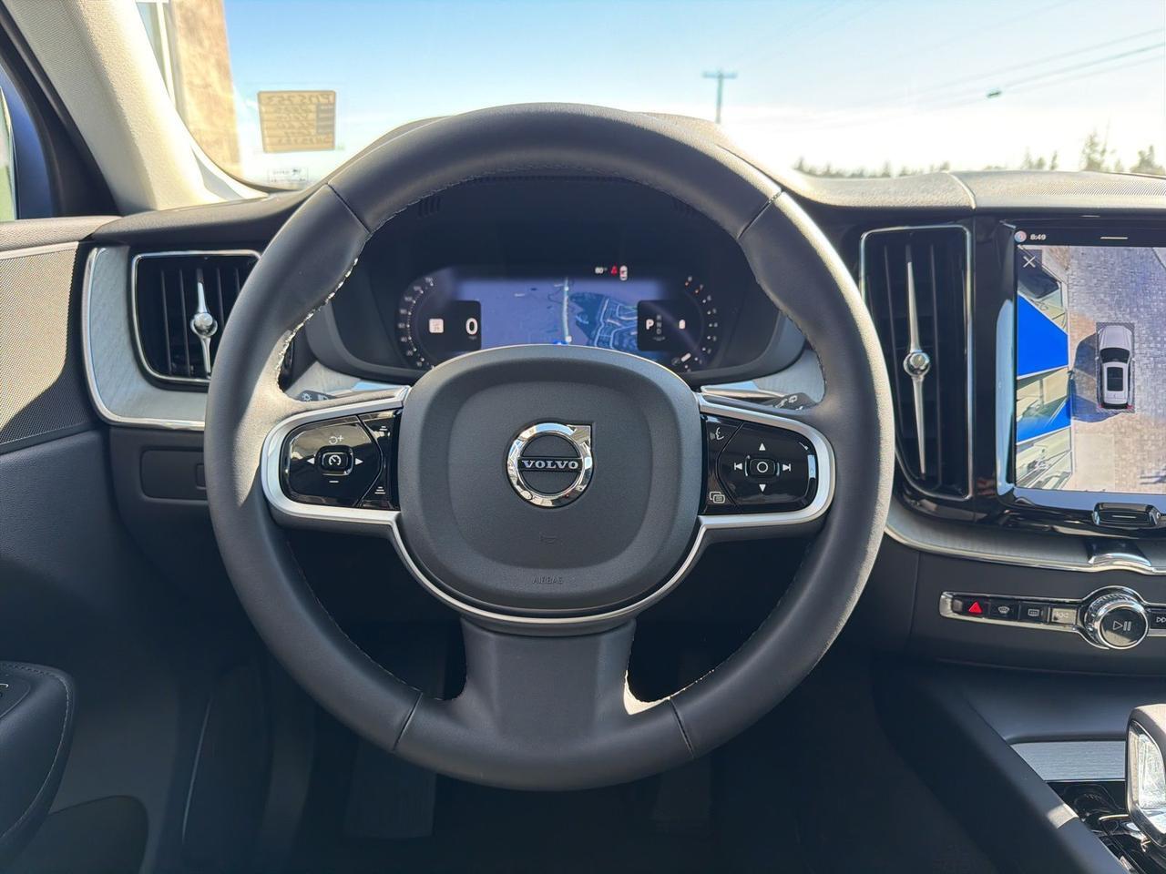 2025 Volvo XC60 B5 Plus Bend OR