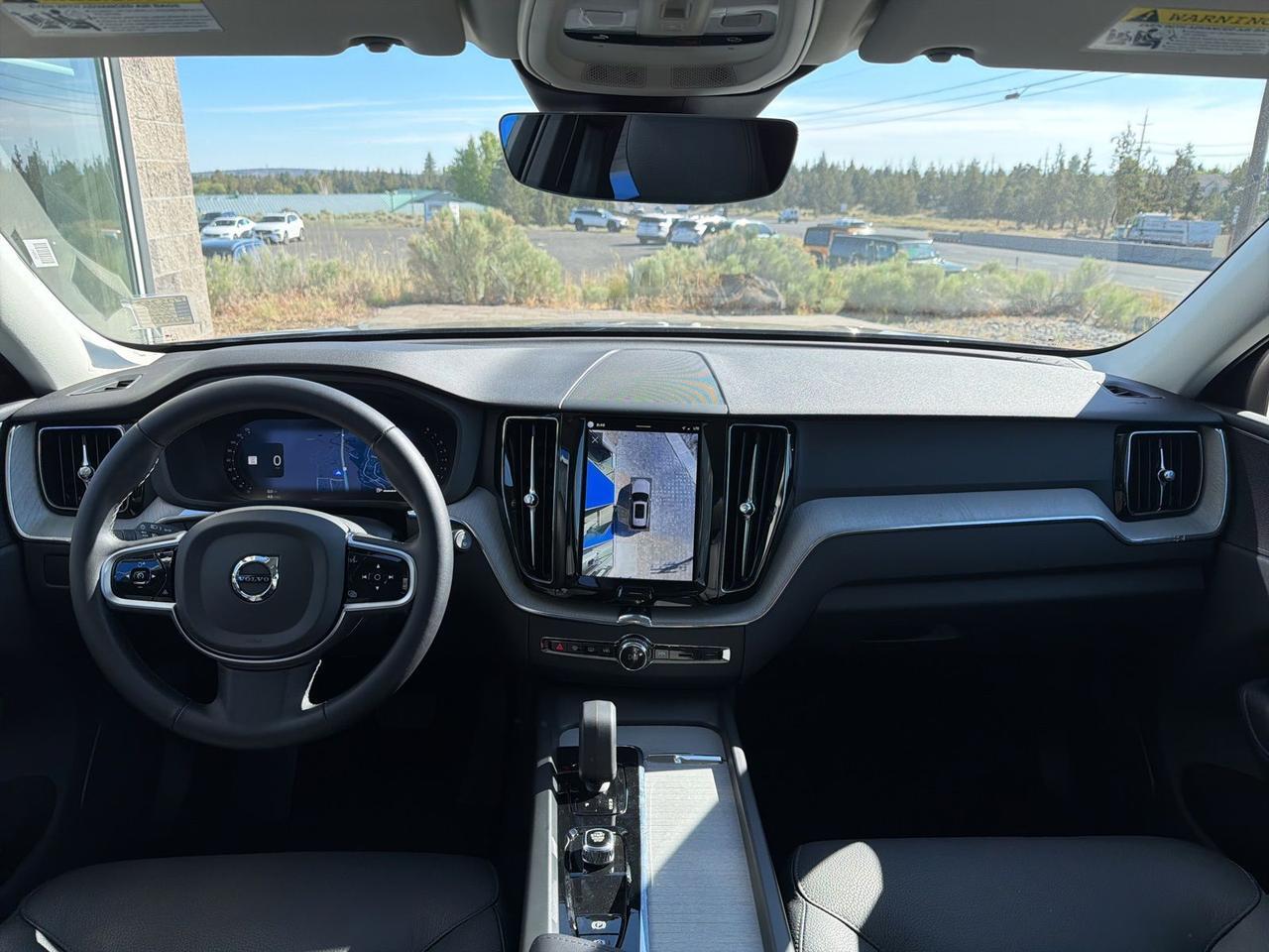 2025 Volvo XC60 B5 Plus Bend OR