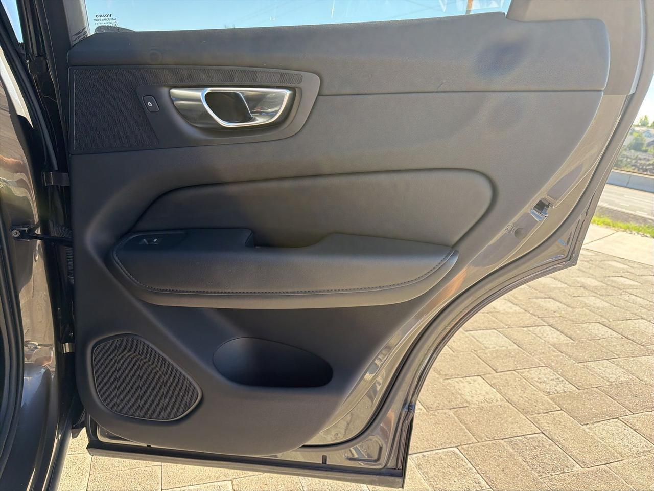 2025 Volvo XC60 B5 Plus Bend OR