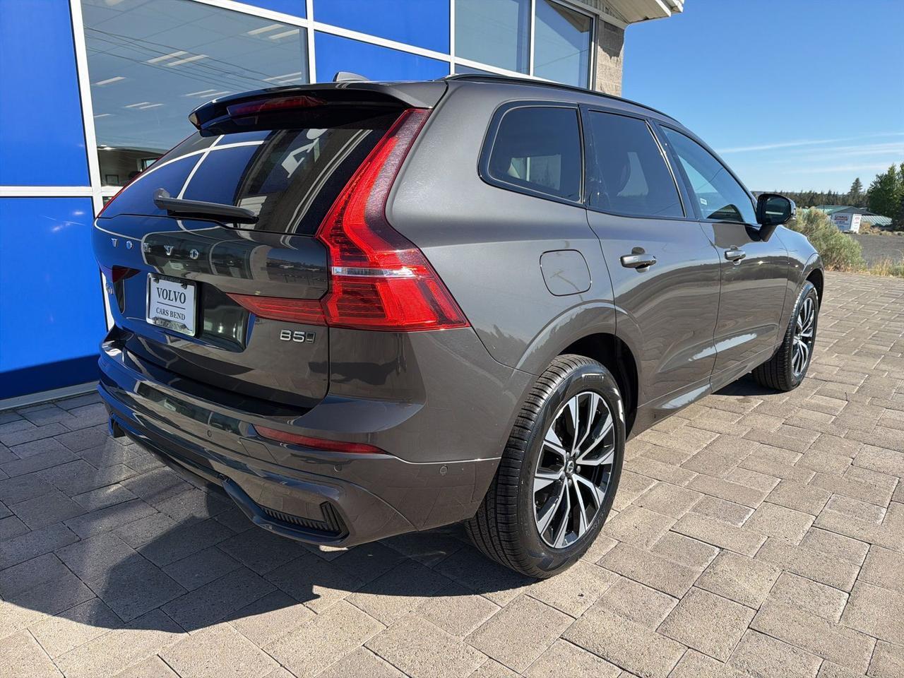2025 Volvo XC60 B5 Plus Bend OR