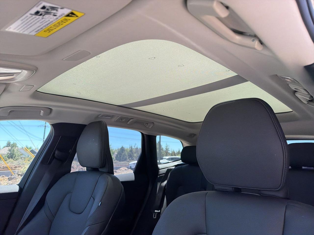 2025 Volvo XC60 B5 Plus Bend OR
