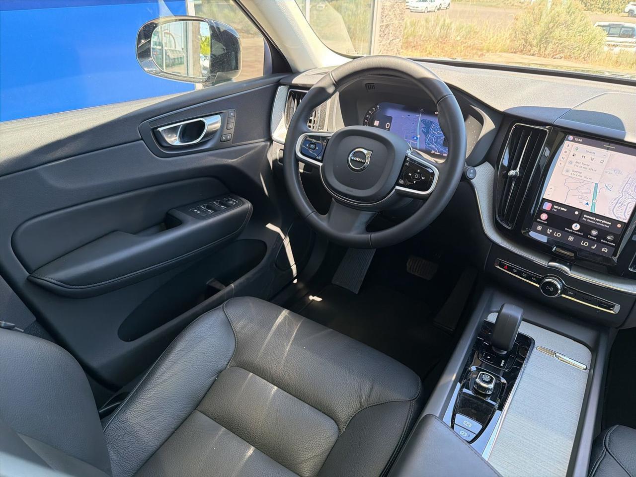 2025 Volvo XC60 B5 Plus Bend OR