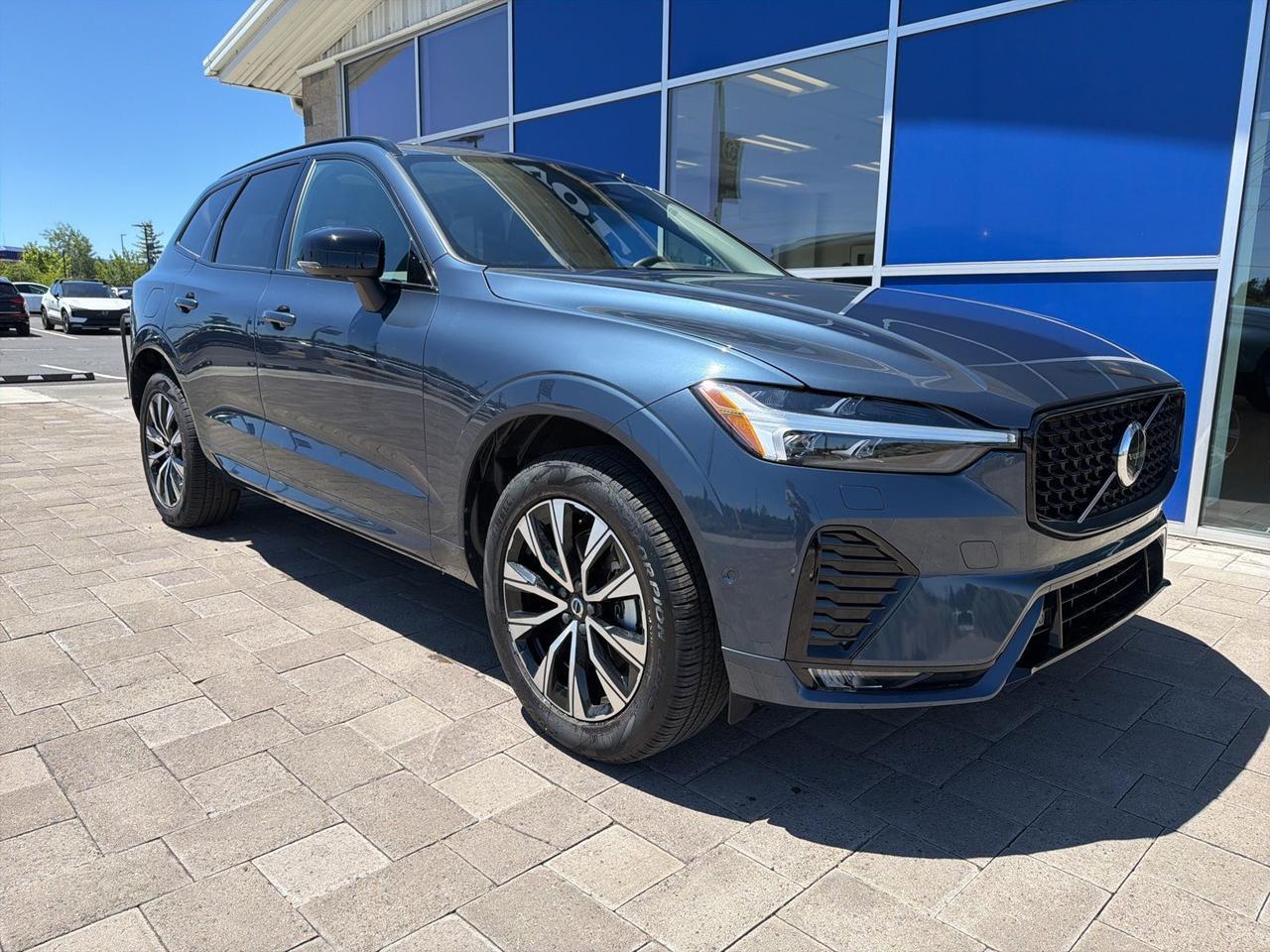 2025 Volvo XC60 B5 Plus Bend OR