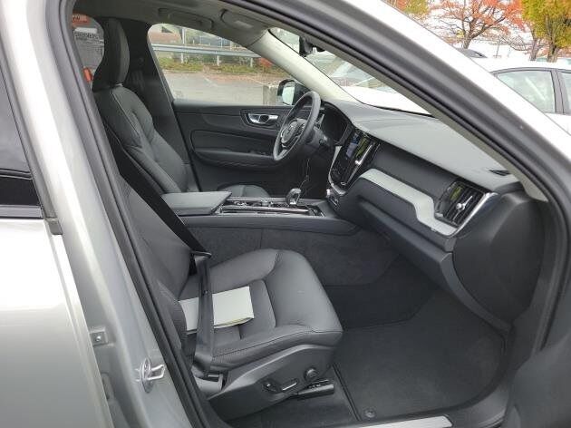 2025 Volvo XC60 B5 Plus Surround View Camera Adaptive Cruise Portland OR